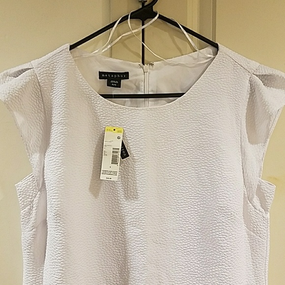 Dress - Picture 4 of 4